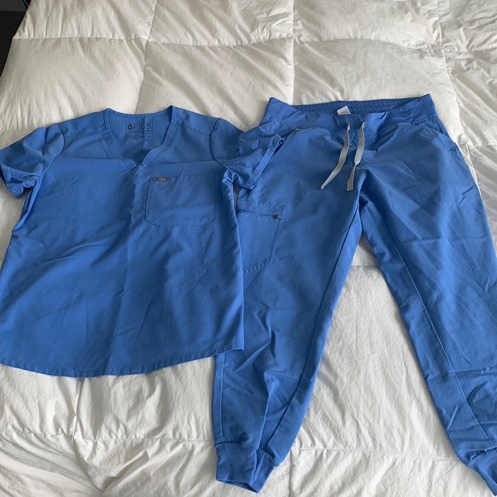 FIGS scrubs set medium ceil blue catarina top zamora bottom
